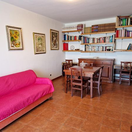 Domus Divi - Eur Torrino Apartment Rome Luaran gambar