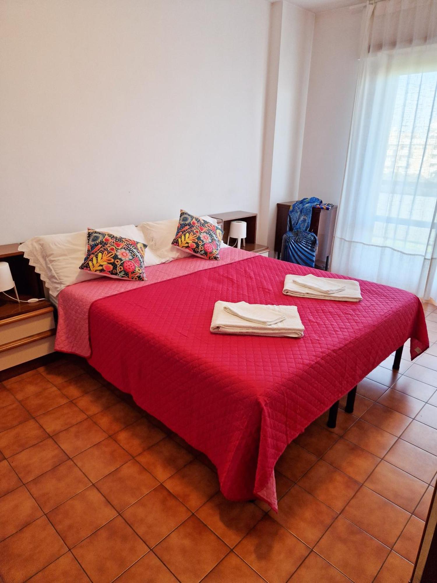 Domus Divi - Eur Torrino Apartment Rome Luaran gambar